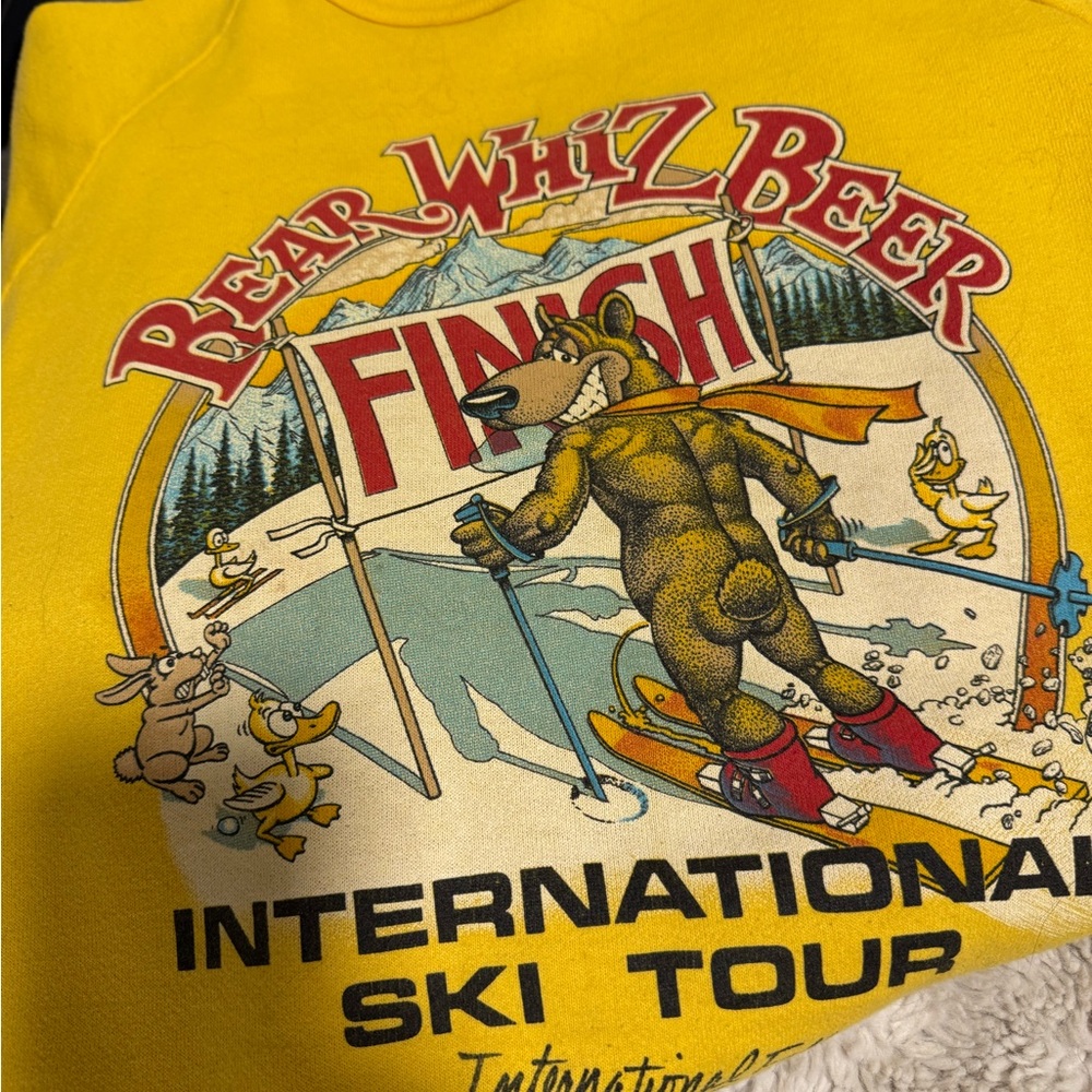 Vintage Yellow Bear Whiz Beer Ski Tour Sweatshirt